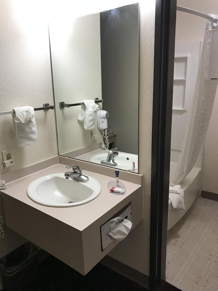 Quality Inn Albuquerque East I-40 Juan Tabo Exit Eksteriør billede
