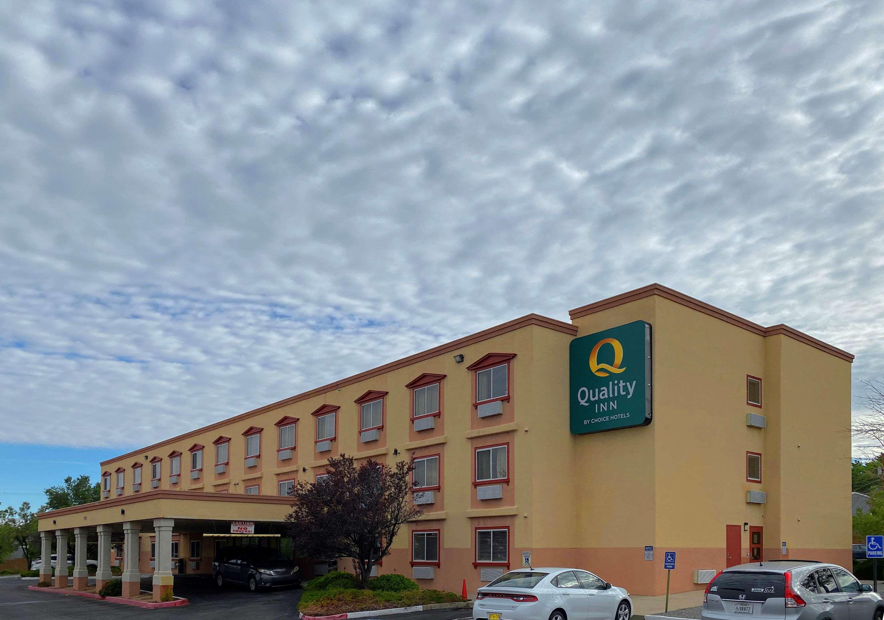 Quality Inn Albuquerque East I-40 Juan Tabo Exit Eksteriør billede