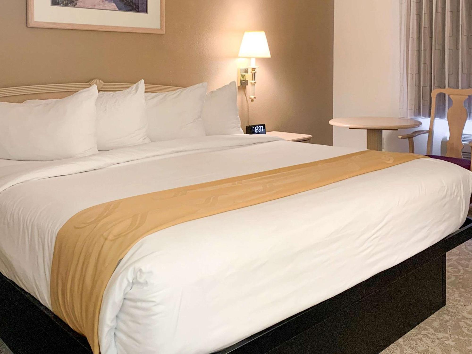 Quality Inn Albuquerque East I-40 Juan Tabo Exit Eksteriør billede